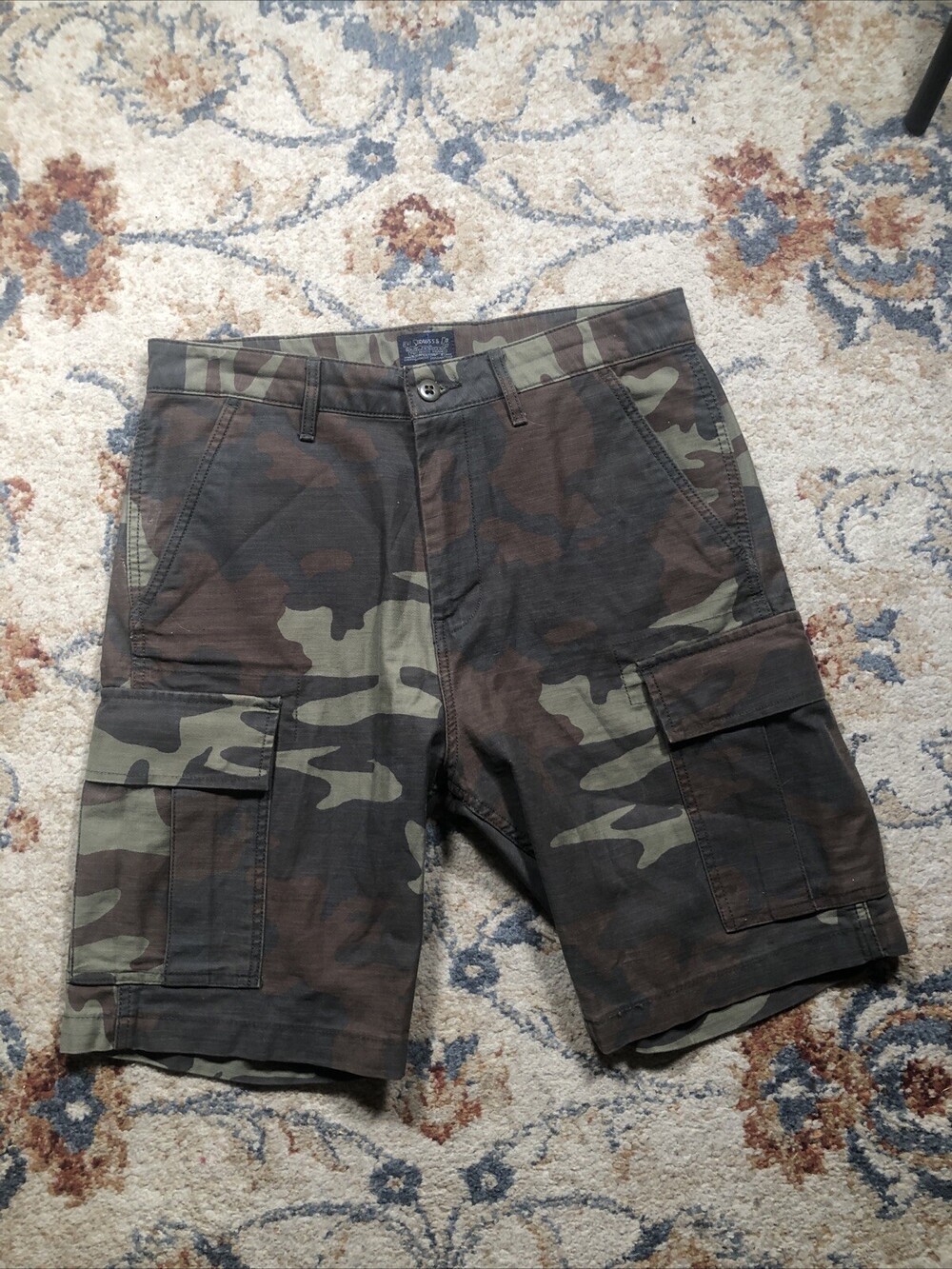 Levis Cargo Shorts Mens Size 31 Multicolor Camouflage Outdoors